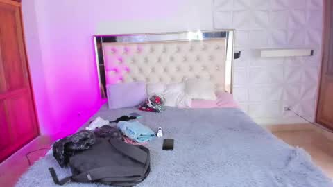 im_xandersmith online show from June 7, 7:39 pm