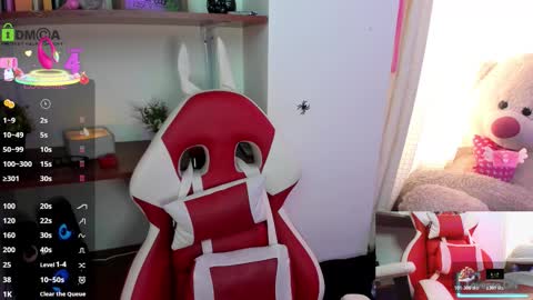 Snapshot of im_yoursweetlisa chatting on October 24, 9:11 pm Lisa Hyga online show from October 24, 9:11 pm