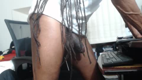 Snapshot of imanlolo789__ chatting on February 23, 6:22 am Imanlolo789 formerly known as Slimrodxxx independent model online show from February 23, 6:22 am