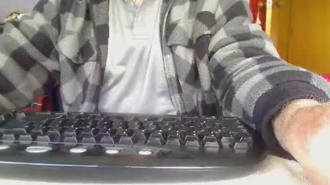 Aussie Guy online show from October 16, 10:00 pm