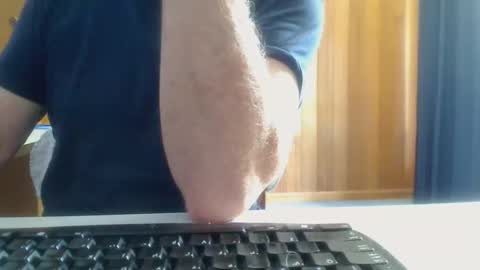 Aussie Guy online show from January 8, 4:37 am