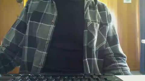 Aussie Guy online show from May 11, 12:05 am