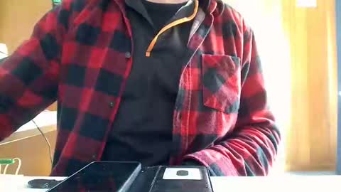 Aussie Guy online show from June 7, 3:32 am