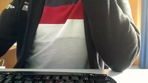 Aussie Guy online show from June 18, 1:39 am
