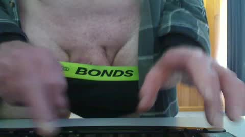 Aussie Guy online show from June 26, 1:32 am