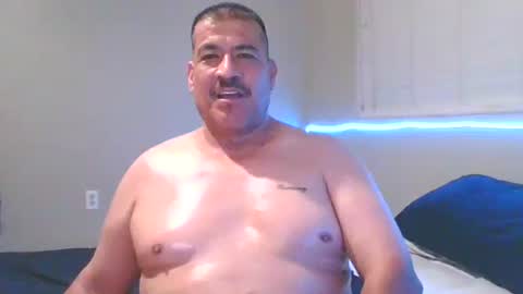 Snapshot of imbackmandosuknw chatting on November 12, 8:59 am imbackmandosuknw online show from November 12, 8:59 am