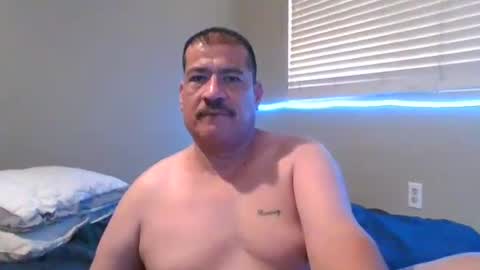 Snapshot of imbackmandosuknw chatting on November 29, 6:00 pm imbackmandosuknw online show from November 29, 6:00 pm