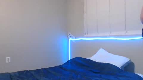 imbackmandosuknw online show from February 9, 8:40 am