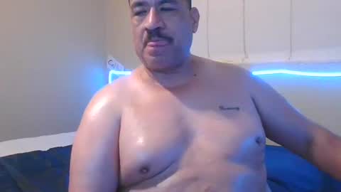 imbackmandosuknw online show from February 10, 8:51 am