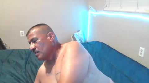 imbackmandosuknw689611 online show from August 8, 9:11 am