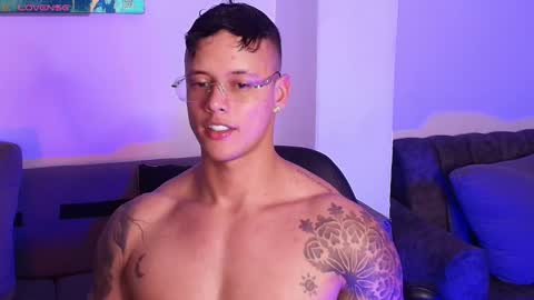 Snapshot of imconor chatting on February 26, 11:15 pm imconor online show from February 26, 11:15 pm