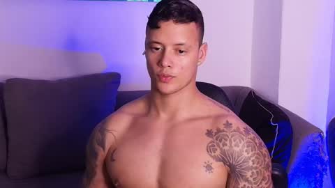 Snapshot of imconor chatting on March 26, 10:15 pm imconor online show from March 26, 10:15 pm