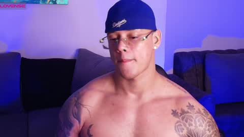 imconor online show from May 15, 11:01 pm