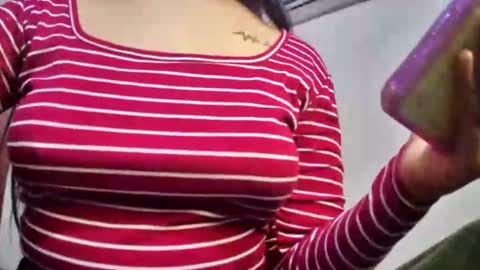 mia latina online show from March 11, 1:28 pm