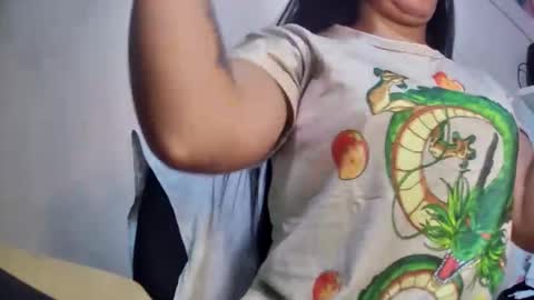 mia latina online show from March 25, 12:00 pm