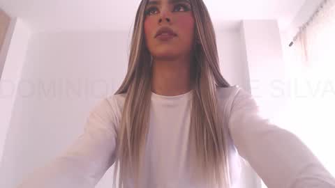 Snapshot of imdominique chatting on October 21, 3:57 pm     online show from October 21, 3:57 pm