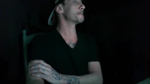 Snapshot of imilluminator chatting on April 16, 5:41 am imilluminator online show from April 16, 5:41 am