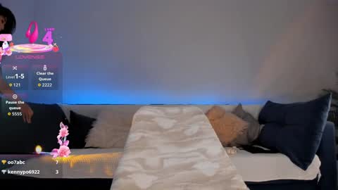 Snapshot of iminako chatting on March 4, 11:38 am Kayla online show from March 4, 11:38 am