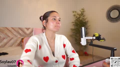 Snapshot of imjess_ chatting on March 10, 3:39 pm imjess_ online show from March 10, 3:39 pm