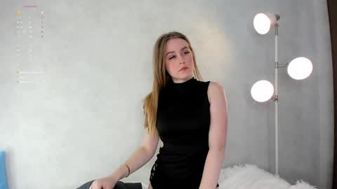 Snapshot of imjustsayingthata chatting on January 7, 6:27 am imjustsayingthata online show from January 7, 6:27 am