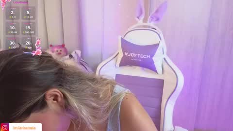 Snapshot of imlarisamaia chatting on February 14, 10:14 pm Larisa online show from February 14, 10:14 pm