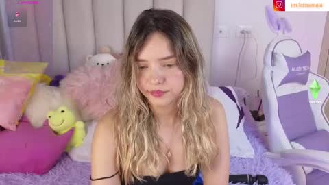 Snapshot of imlarisamaia chatting on March 8, 10:34 pm Larisa online show from March 8, 10:34 pm