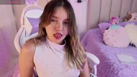 Snapshot of imlarisamaia chatting on September 8, 10:20 pm Larisa online show from September 8, 10:20 pm