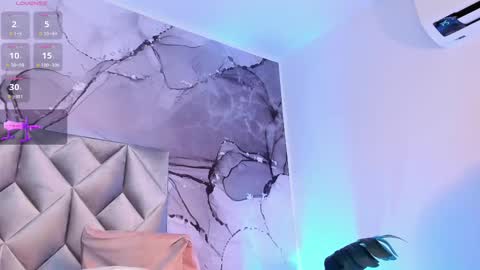 Leana online show from February 25, 11:11 pm