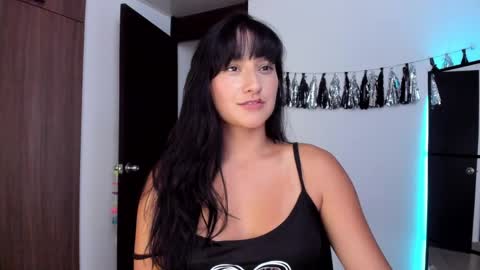 Snapshot of imlenka chatting on March 26, 1:55 am Lenka online show from March 26, 1:55 am