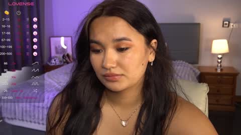 Snapshot of immahawaii chatting on December 5, 6:43 am Imma online show from December 5, 6:43 am