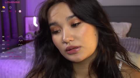 Snapshot of immahawaii chatting on December 12, 6:25 am Imma online show from December 12, 6:25 am