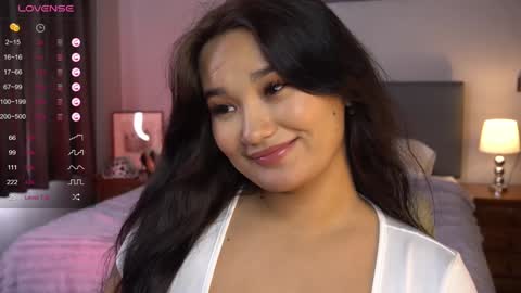 Snapshot of immahawaii chatting on December 19, 6:45 am Imma online show from December 19, 6:45 am