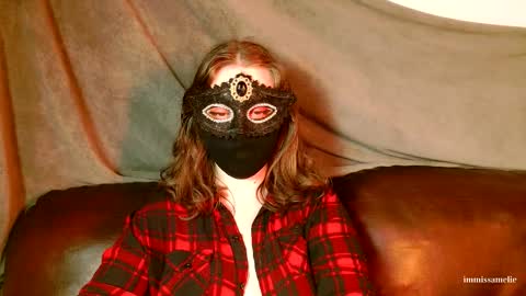 Miss Amelie online show from March 22, 9:29 pm