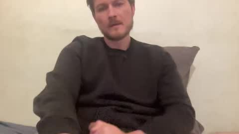 imnotall online show from December 14, 11:42 pm