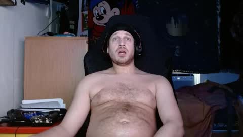 Snapshot of imnotgonnacome chatting on December 5, 3:20 pm imnotgonnacome online show from December 5, 3:20 pm