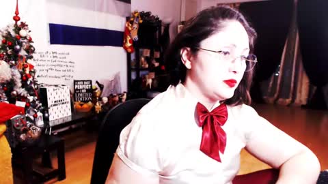 Empress online show from December 8, 6:17 pm