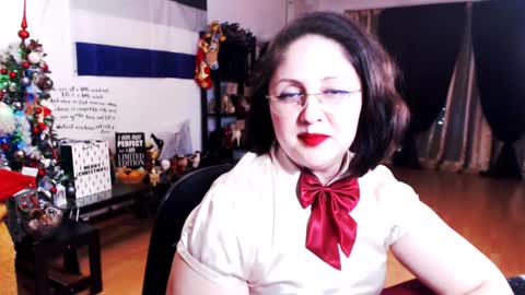 Empress online show from December 8, 9:19 pm