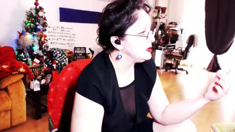Empress online show from January 7, 11:48 am
