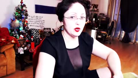 Empress online show from January 7, 2:51 pm