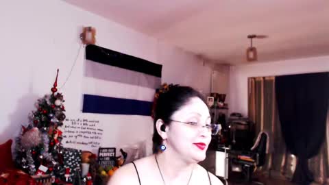 Empress online show from January 11, 10:07 pm