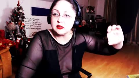 Empress online show from February 9, 4:25 am