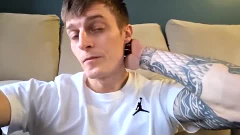 Snapshot of impressedmuch459 chatting on March 1, 4:53 pm impressedmuch459 online show from March 1, 4:53 pm