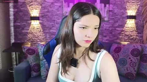 Karen  online show from September 22, 7:27 pm