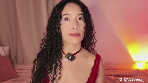 Snapshot of imsarah__ chatting on April 12, 3:22 am Sara online show from April 12, 3:22 am