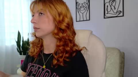 Sienna online show from September 15, 8:53 pm