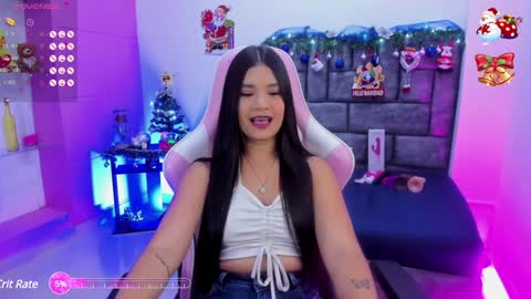 Snapshot of imsofy_1 chatting on December 13, 8:26 pm sofy online show from December 13, 8:26 pm