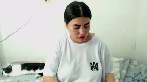 imsweetlips online show from March 29, 3:23 pm