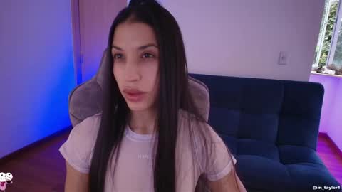 Snapshot of imtaylor__ chatting on October 14, 8:31 pm TAYLOR online show from October 14, 8:31 pm