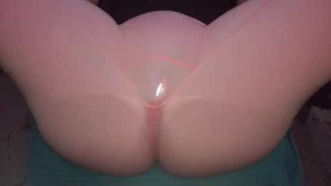 Snapshot of imyourslutbabyy chatting on April 22, 3:20 am imyourslutbabyy online show from April 22, 3:20 am