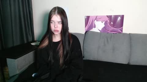 Snapshot of in_the_void chatting on June 3, 7:08 pm Alice online show from June 3, 7:08 pm